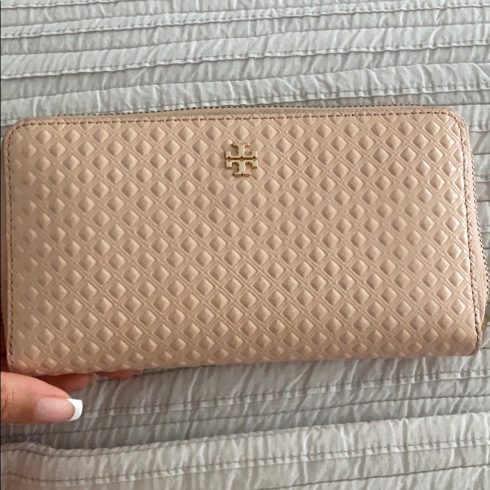 Tory Burch Wallet